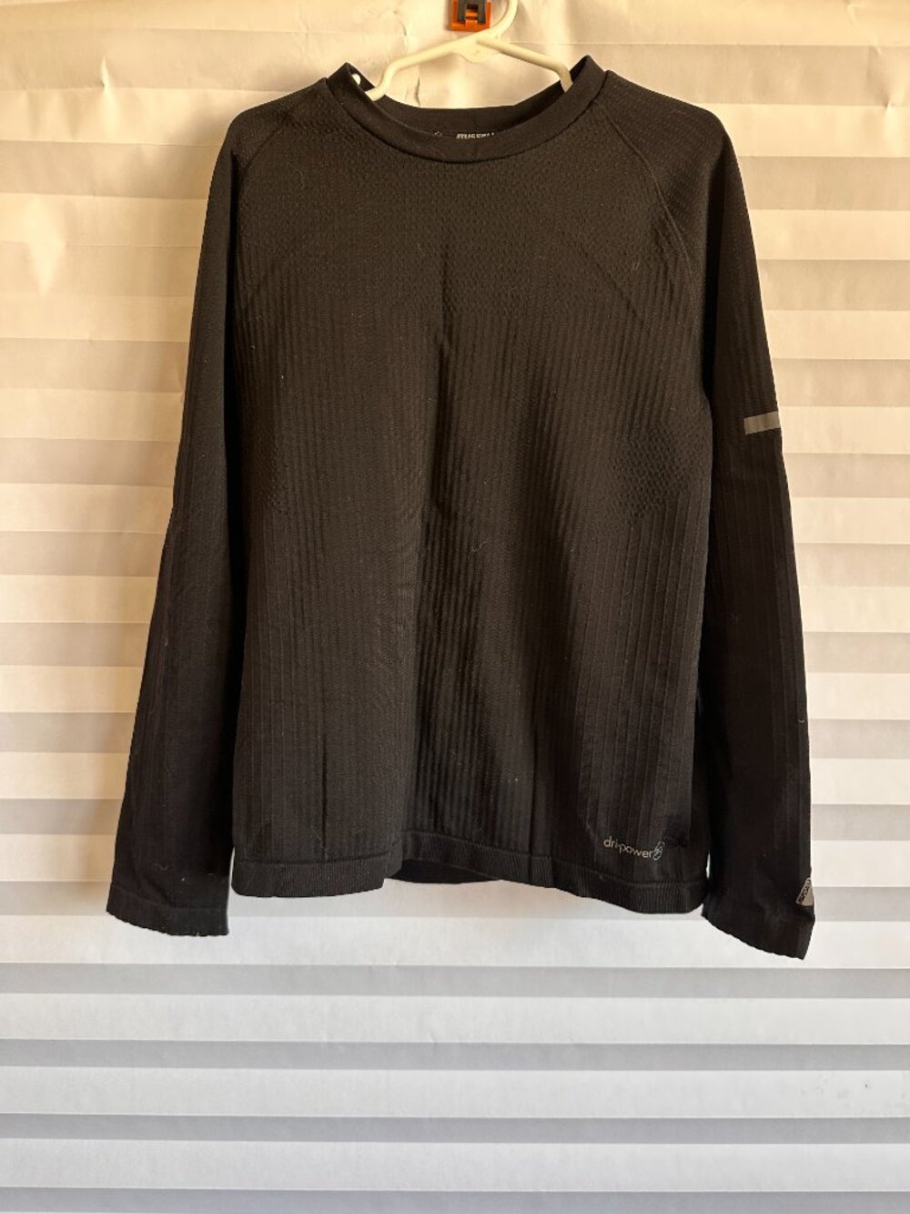 Russell Athletic Boys Size M Medium Black Dri Fit Long Sleeve Athletic Shirt Tee